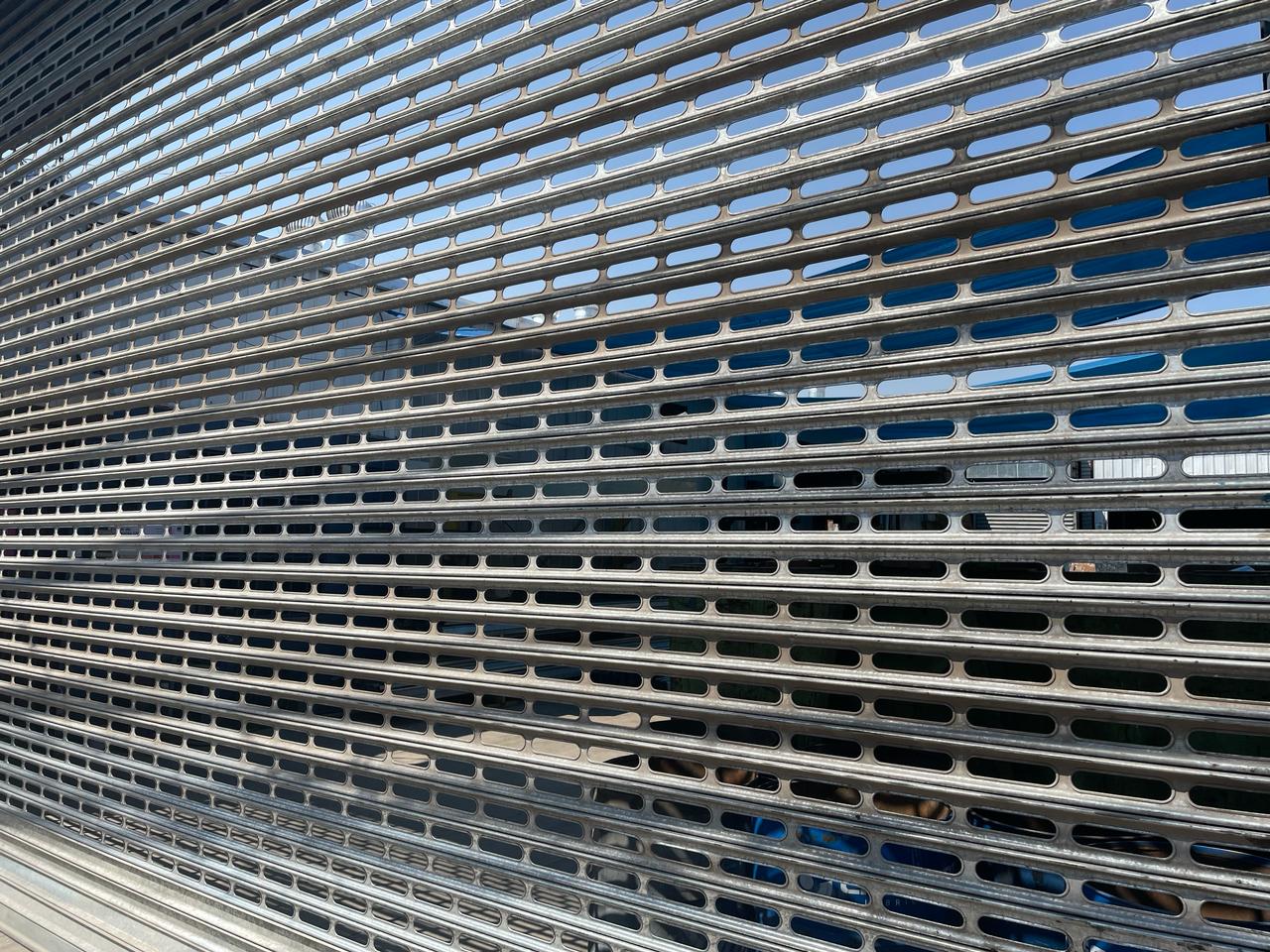 cortinas metálicas enrollables